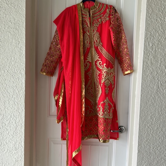 Salwar Kameez Pink Fuschia Indian Gold Embroidered Parallel with Tunic - Picture 2 of 11